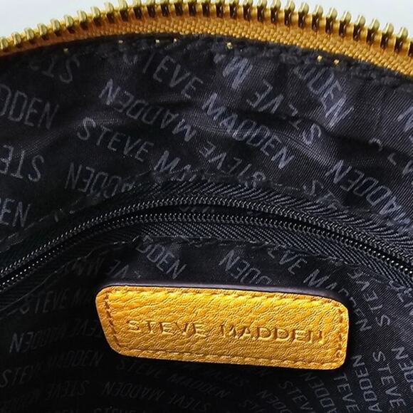 Steve Madden Crossbody Logo Purse Mustard Shoulder Bag Chain Strap Handbag - Picture 7 of 10